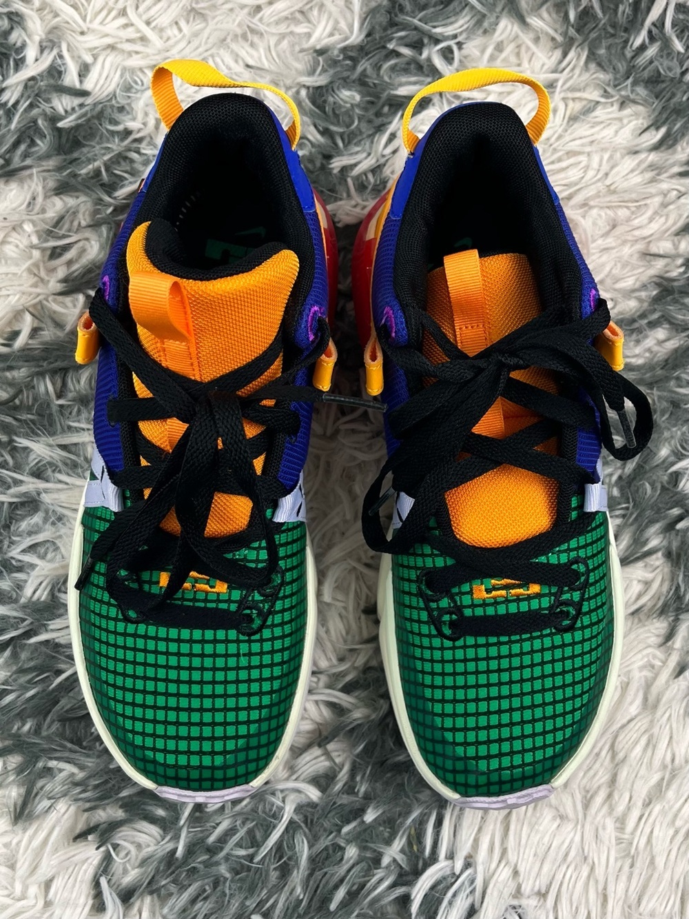 Nike LeBron Witness 7 Kids Mid Multi-Color Sneakers FQ8170-585 Size 5Y - Picture 4 of 15